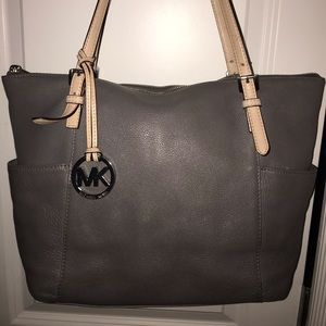 Michael Kors gray leather tote/ handbag